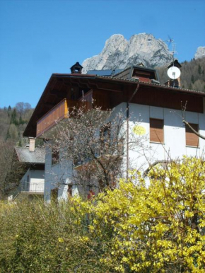 Отель B&B Sòl Fiorì  Агордо